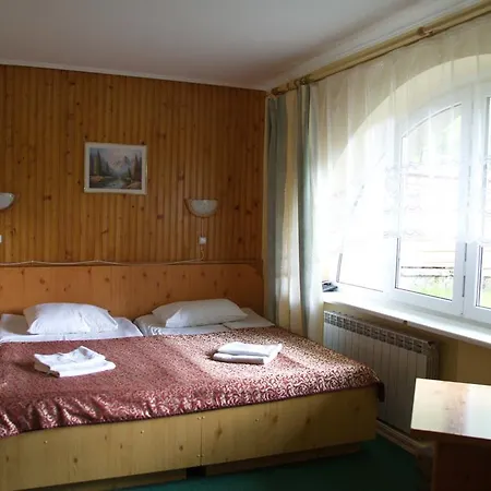 Perlyna Karpat Slavske